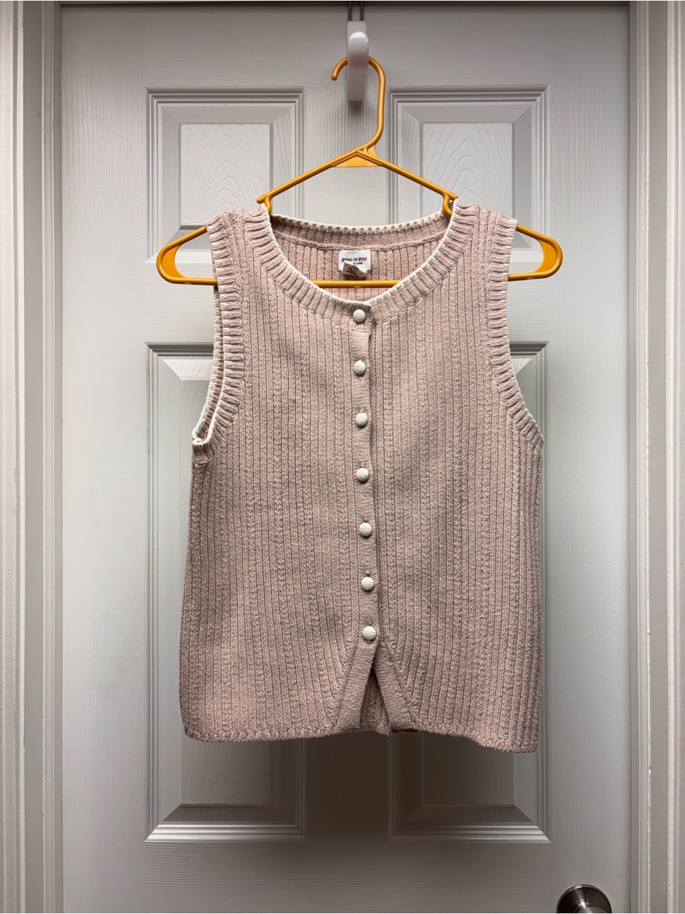 Song of Style by Aimee Song Women’s Beige Ribbed Knit Sweater Vest Tank Large